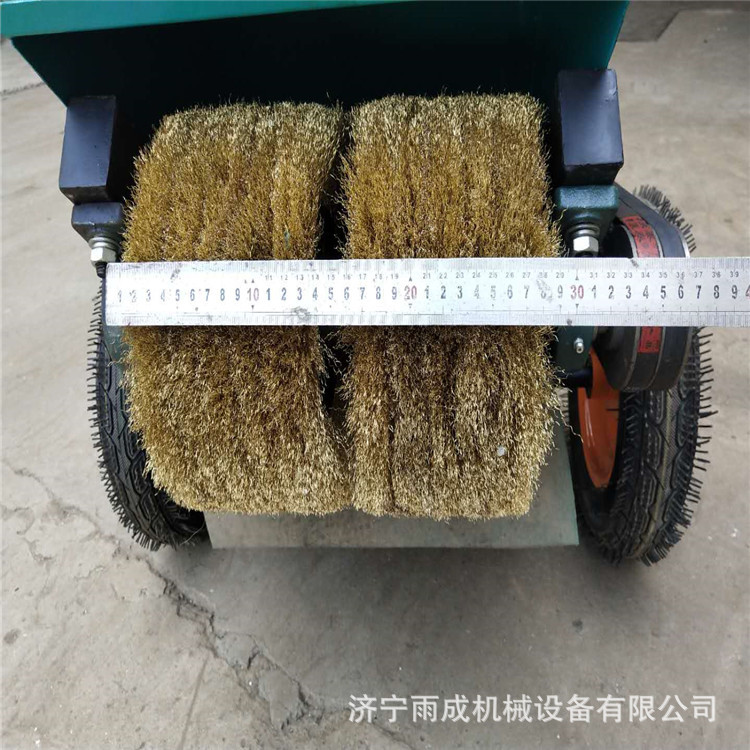 滚刷钢板磨新清锈机 彩钢瓦手推式除锈机 小型电动船舶钢板除锈机