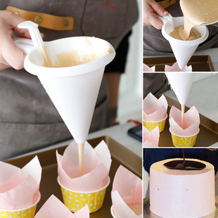 Handheld batter dispenser component funnel cream icing chocolate separator cup cake baking tool
