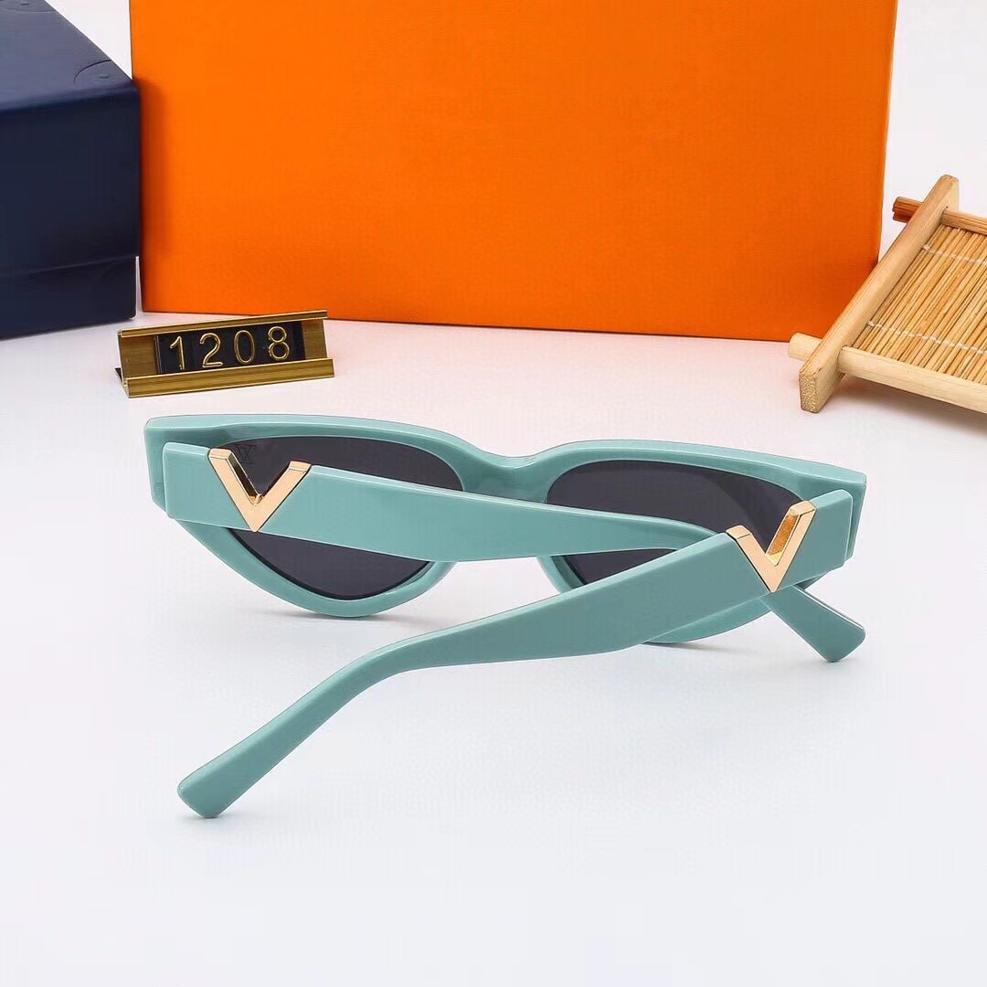 2024 New Fashion Small Frame Street Shoot Occhiali da sole sottili da donna Occhiali da guida Trend_voghion.com