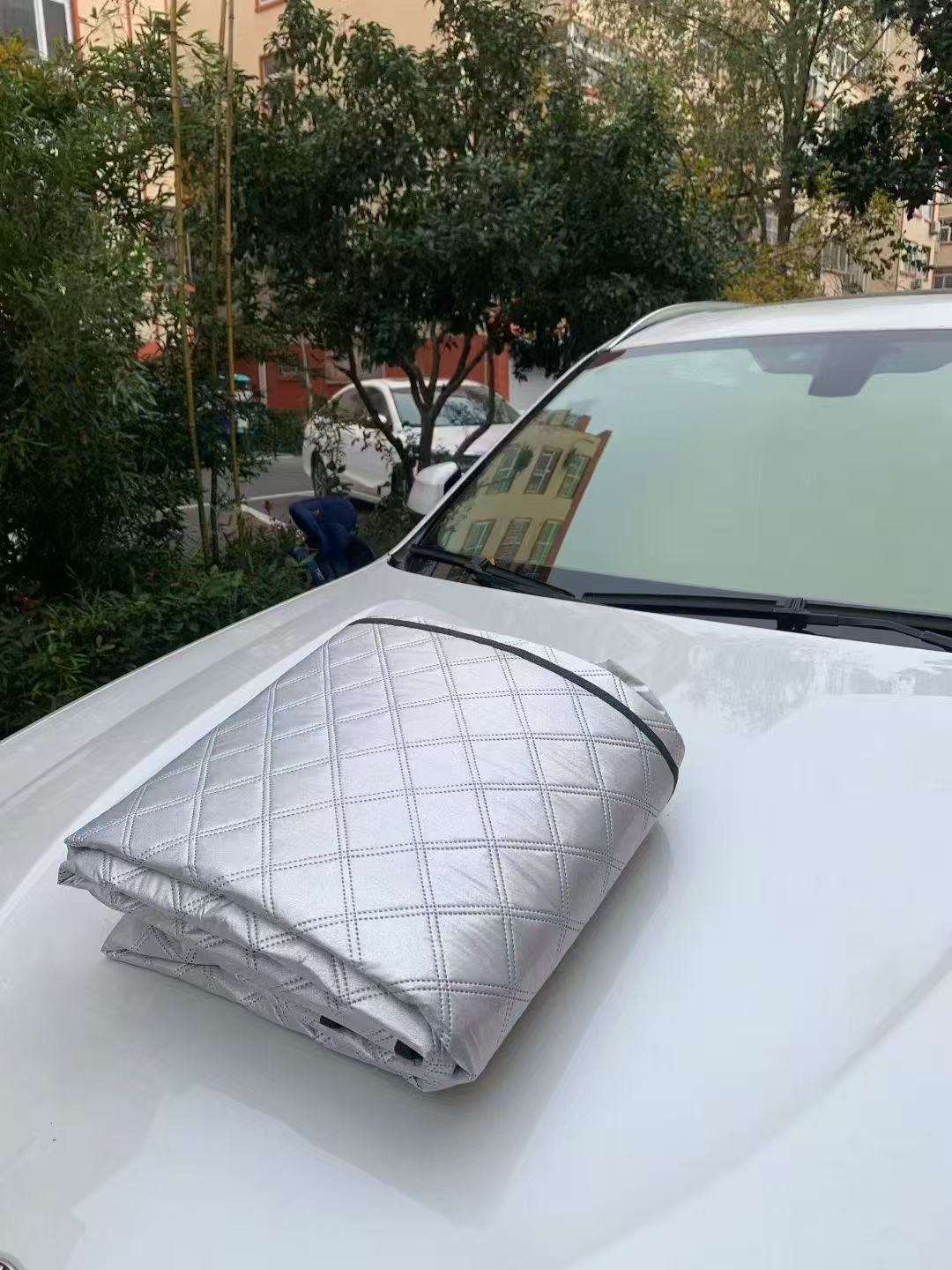 Car Snow Shield, Car Front Windshield Cover, Magnetic Snow Shield with Rearview Mirror Cover, Thickened Snow Shield, Cross-Border Hot Model