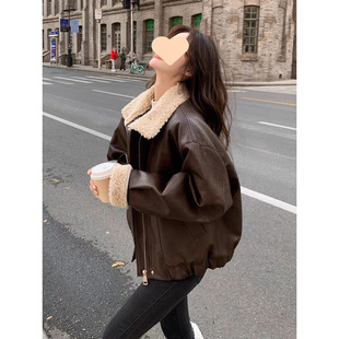 American Style Vintage brown Motorcycle Leather Coat Women's Winter fleece-lined Thickened New Style Lamb Wool Stitching Warm Loose