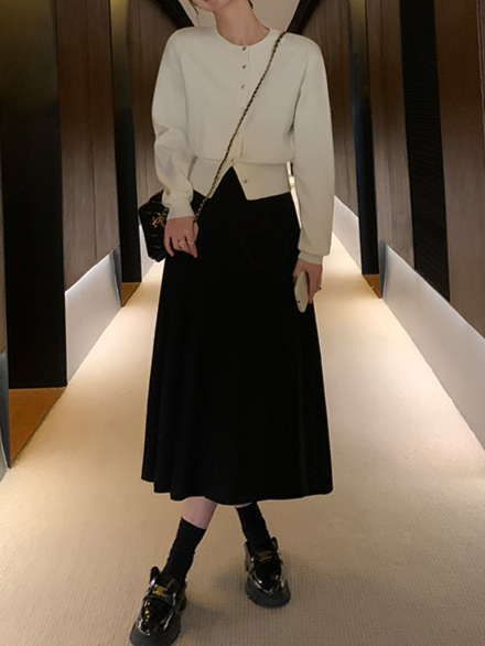 pusume 慵懒漫步 圆领长袖针织开衫女设计感外套收腰短款上衣|undefined