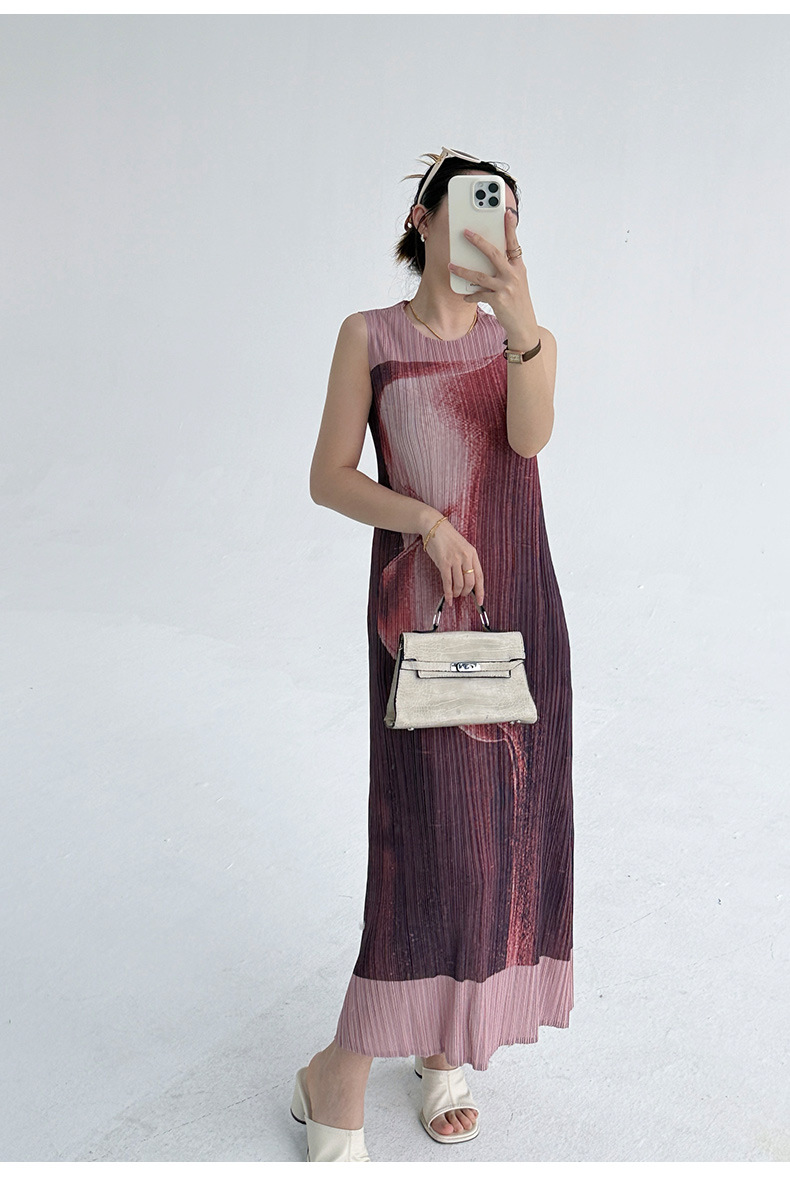 Đầm maxi nữ in hoa cổ tròn không tay ôm sát — Màu nâu đỏ chi tiết 15