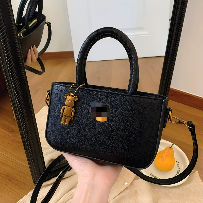 Retro One-Shoulder Handbag, handheld & shoulder, pebble texture, adjustable strap (22×6×13 cm)