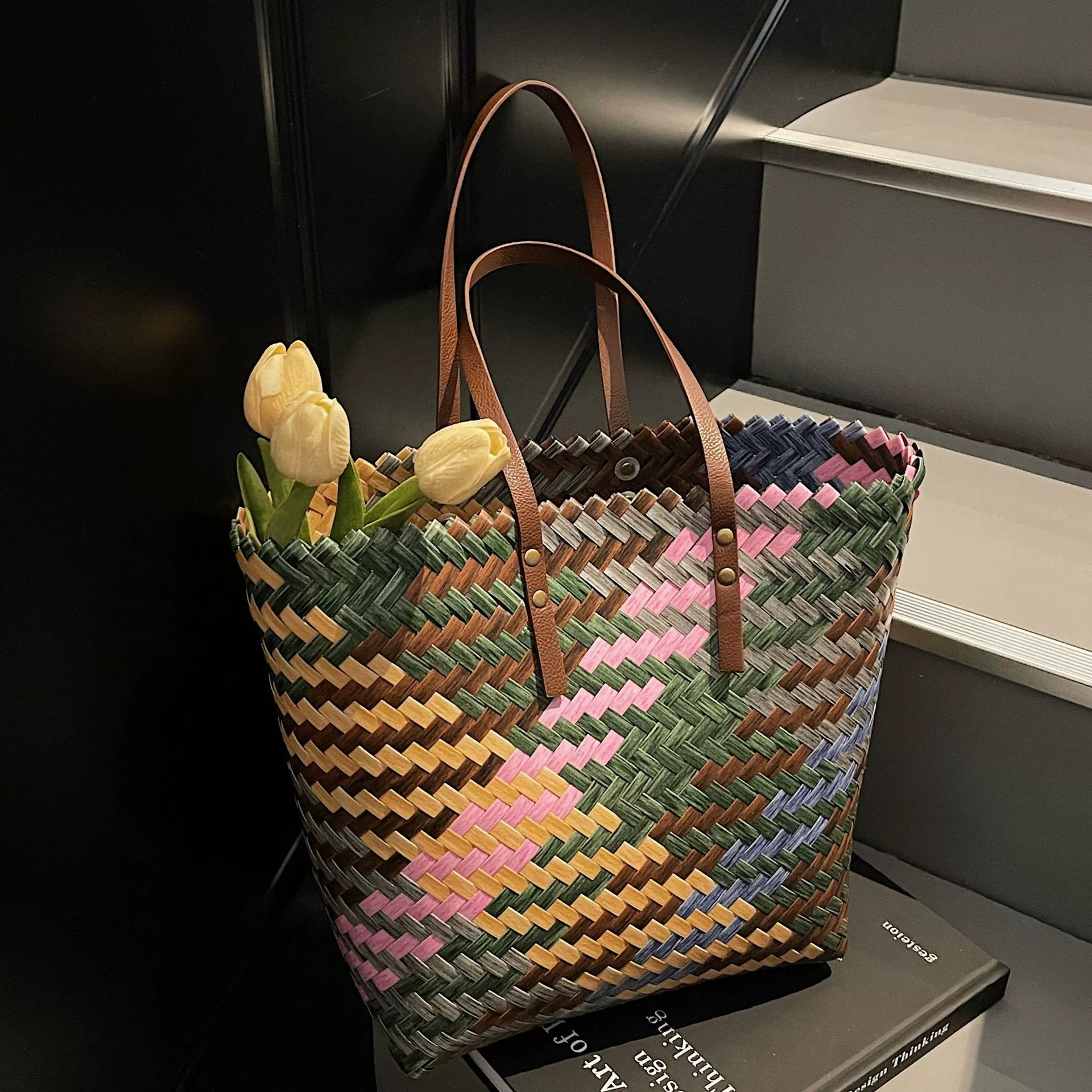 Retro woven capacious shopping bag, one-shoulder bag