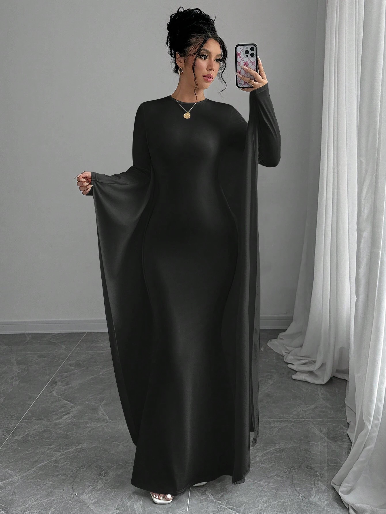 Elegant solid color long skirt with a round collar