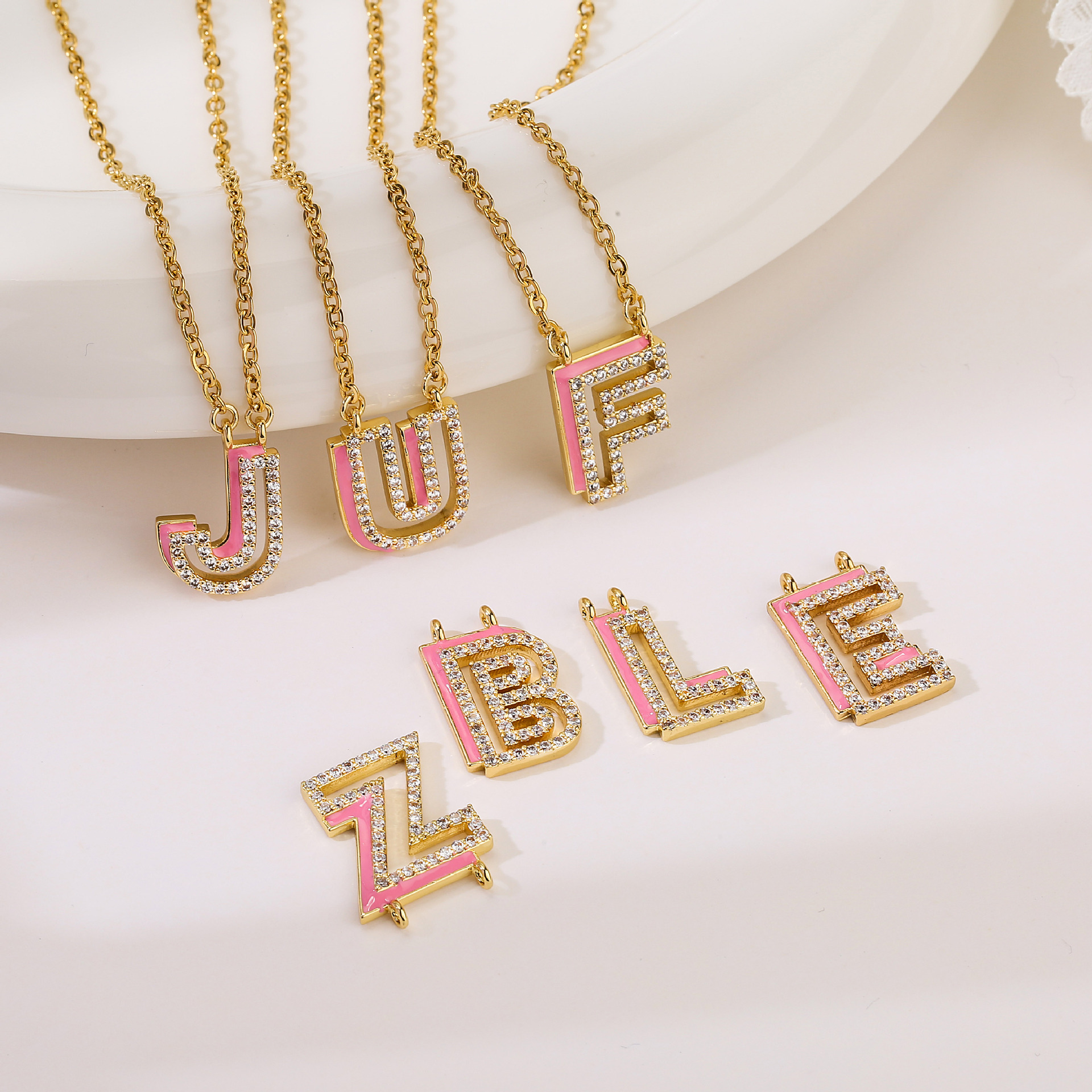 Simple Style Letter Copper Zircon Pendant Necklace In Bulk display picture 3