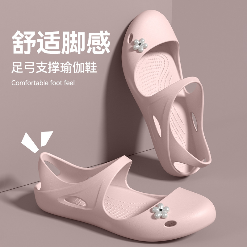 Summer sandals for yoga for training
