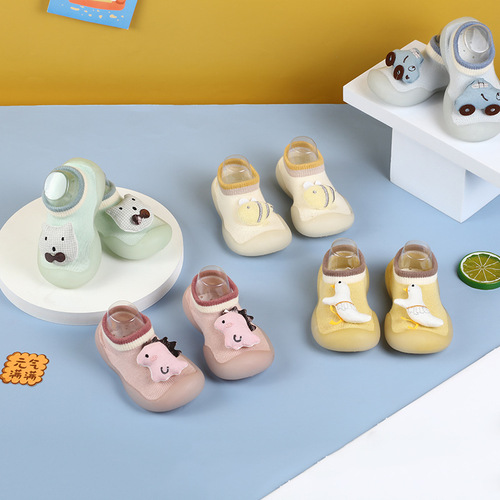 Cute three-dimensional animal toddler shoes, short barrel baby floor shoes, children's soft-sole toddler shoes, low-cut infant shoes and socks