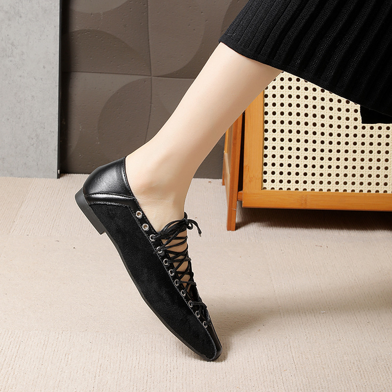 2026 primavera y otoño nuevos zapatos de mujer zapatos de estilo retrógrado de estilo francés de veludo correa cruzada de altura interior zapatos marizhen