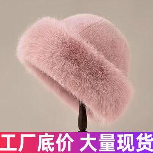�ɹ�ñ��Ůʿë�qñ�ӼӺ񶬼���ů��Ƥ�r�к��s��ˮ������ñ
