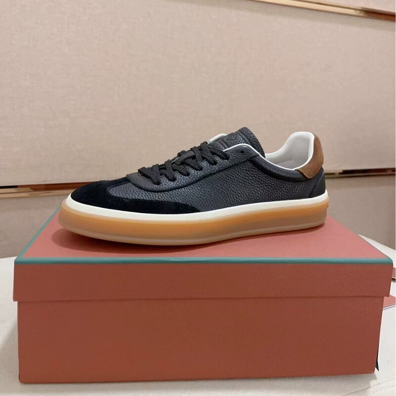 Autumn New European Station White Shoes Flat Fashion Lace-up European High-end Casual Leather Sports Skateboard Trendy Shoes Autumn New European Station White Shoes Flat Fashion Lace-up European High-end Casual Leather Sports Skateboard Trendy Shoes