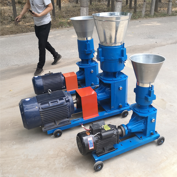 全自动柴油机饲料颗粒机制粒机制作料机养殖鸡鸭鹅牛羊马猪饲料机