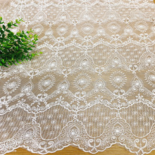 童装网布刺绣蕾丝花边面料白色网纱女装连衣裙一体水溶花边绣花布