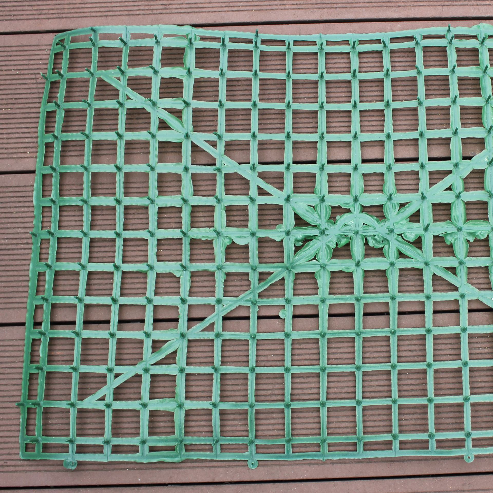 1 piece has 247 teeth