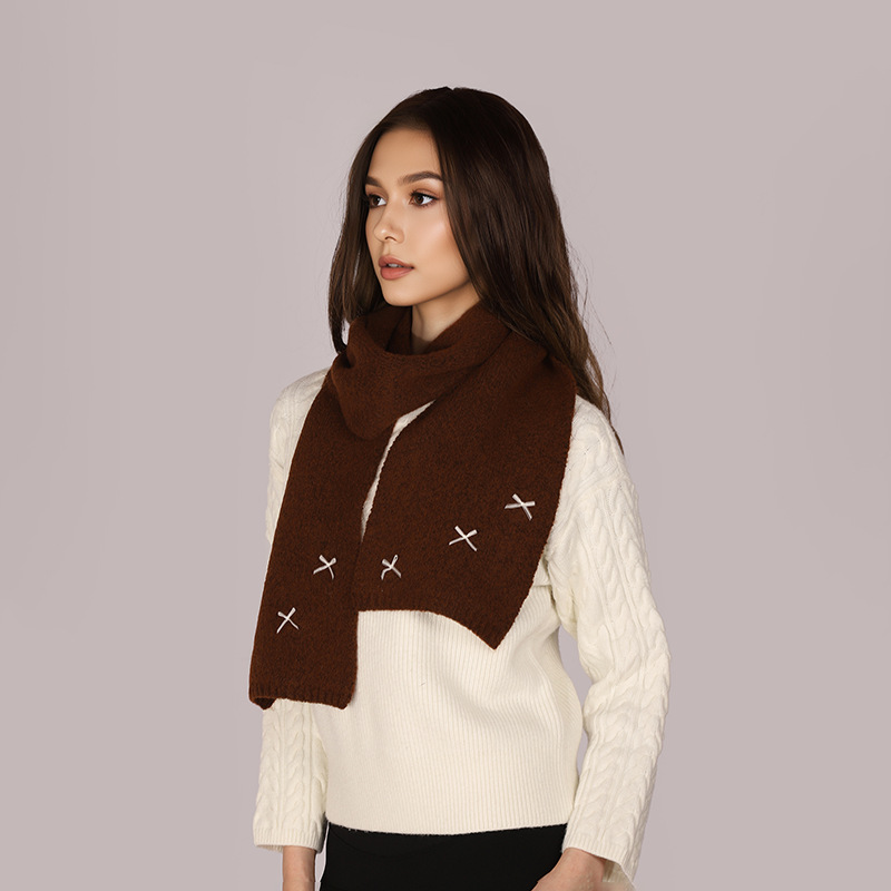 Explosiones transfronterizas bufandas de lana nuevas bufandas calientes de invierno femeninas de moda casual bufandas de punto al por mayor