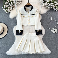 ファッションスーツの女性の小さい香りの風は色の長袖の立襟の毛のオーバーの2つのセットの高腰が見えて痩せています。