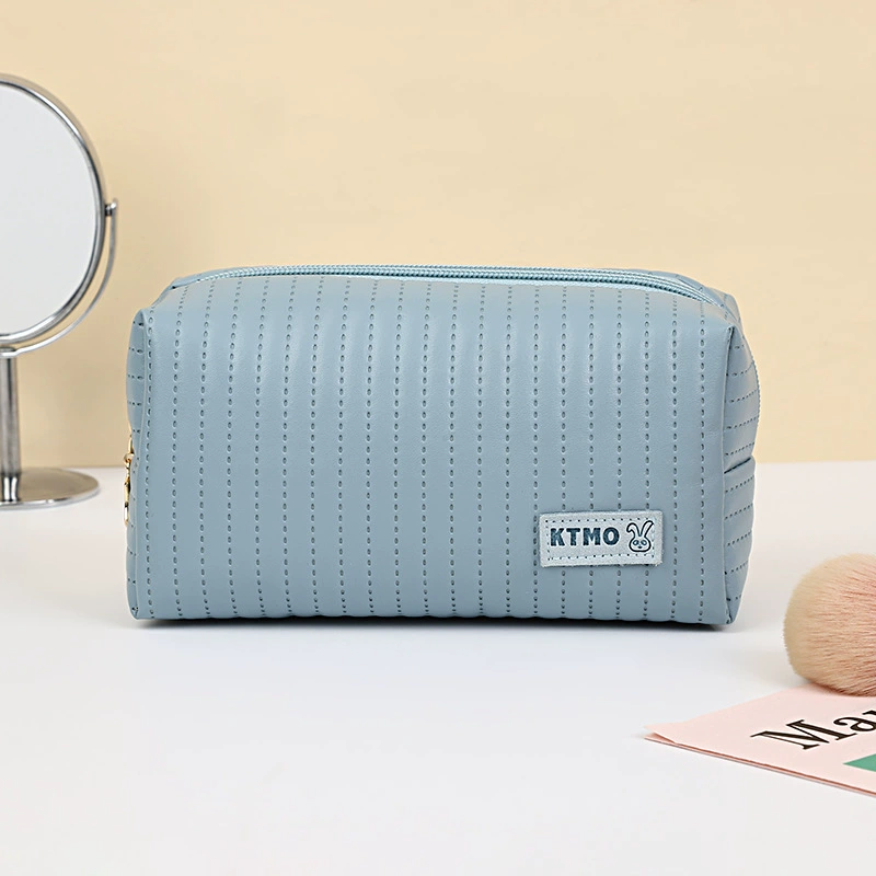 Polyurethane Cosmetic Bag, Handheld Waterproof Organizer, Spacious 24.2×19.6×3.6 cm