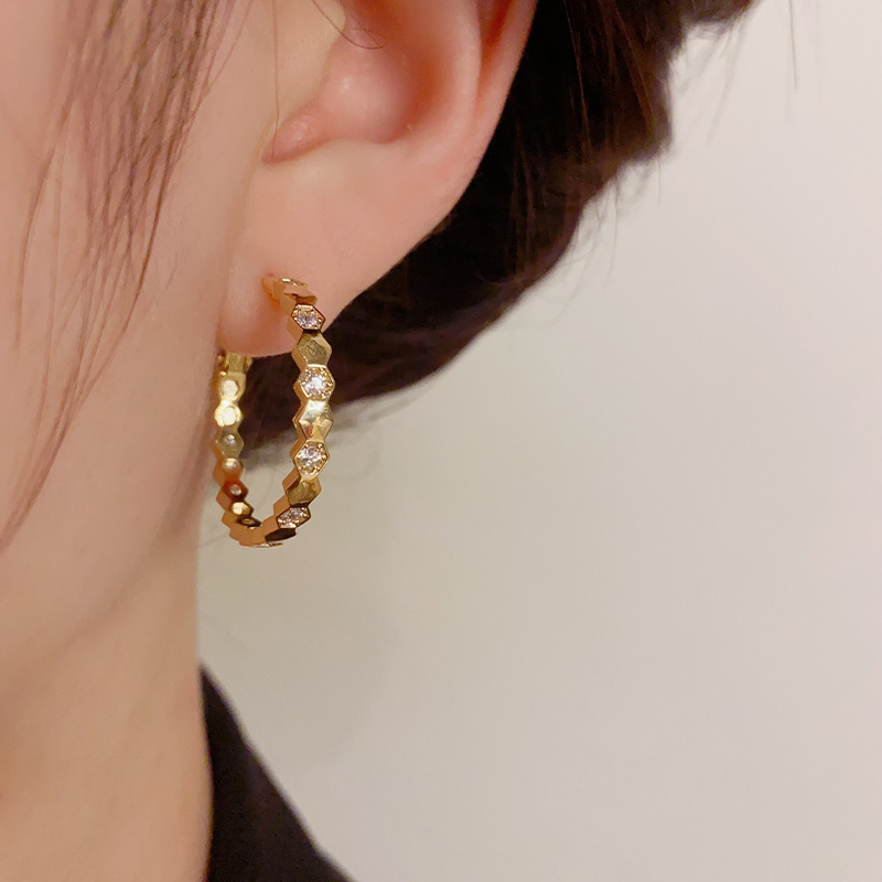 MAC057 Zircon Inlaid Elegant Vintage Style Hoop Earrings2