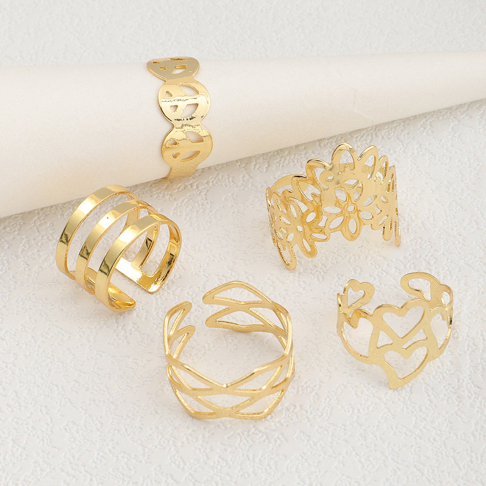 Fashion Geometric Gold Hollow Alloy Rings Set Wholesale display picture 4