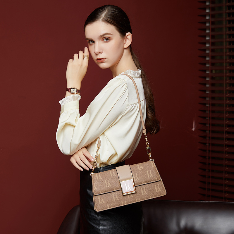 Genuine leather women's bag 2024, new fashionable versatile single shoulder underarm crossbody small square bag,_voghion.com
