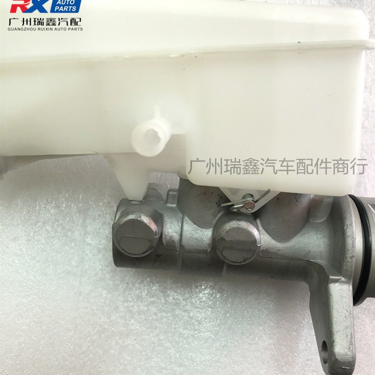 47201-0k590 adecuado para Toyota pickup Hilax REVO freno cilindro maestro izquierda titanio mano onda hilux