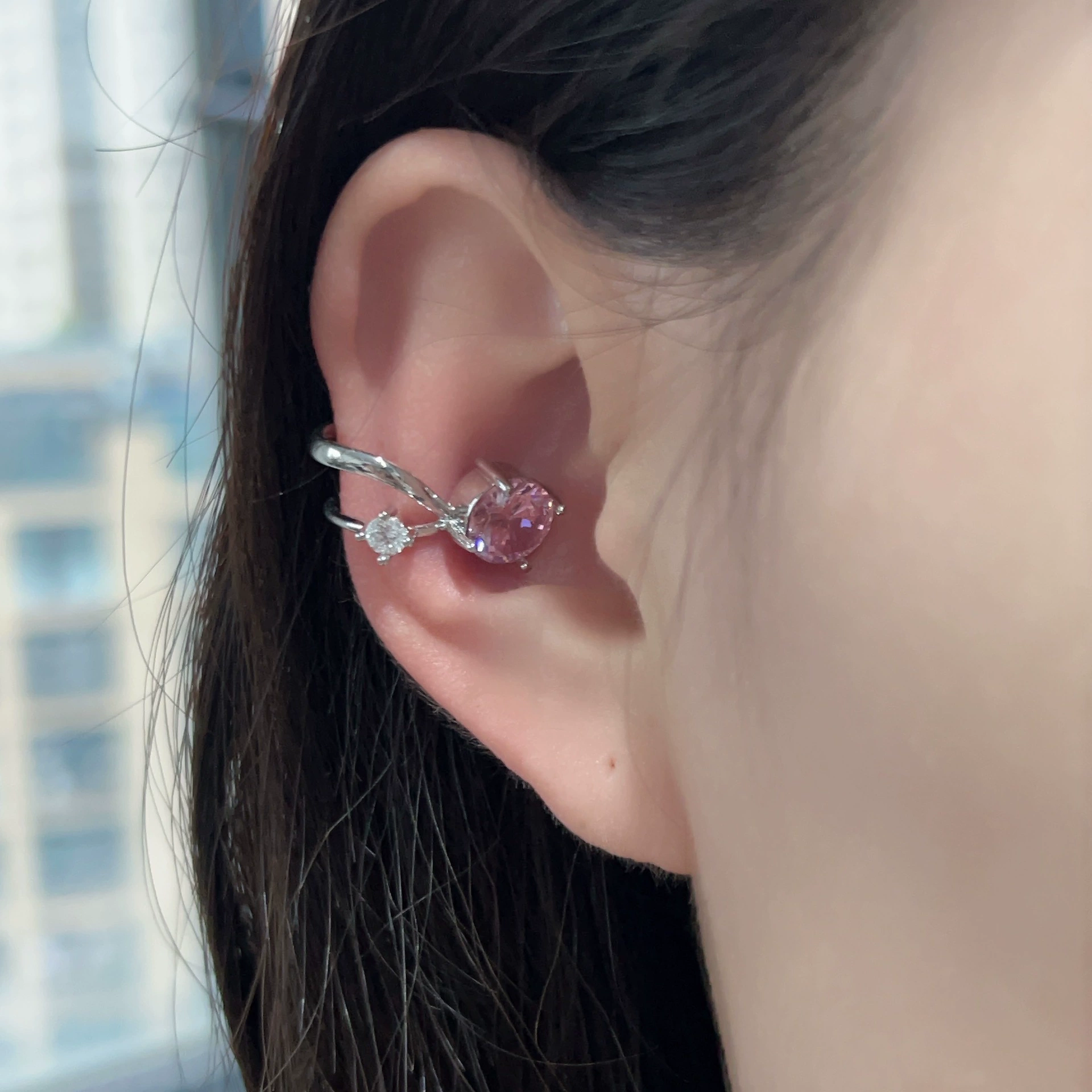 Clip‑on earrings, zirconium and pearl, light‑luxury non‑pierced design