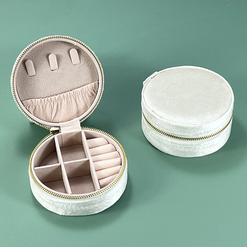 Blanco nacarado redondo; 10x10x5cm