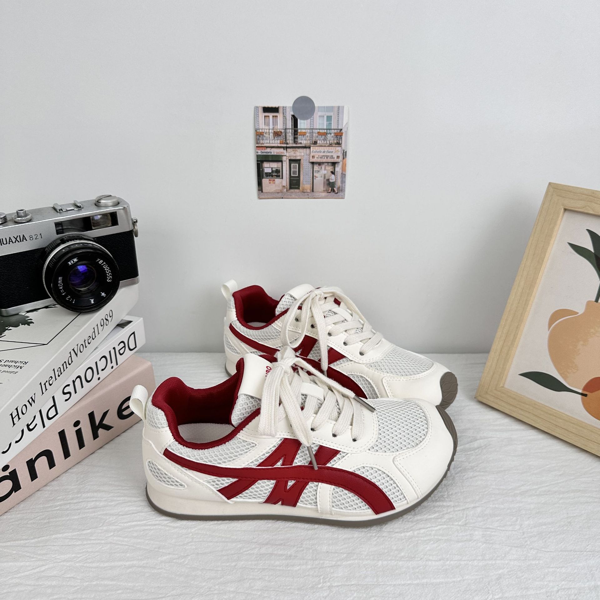 Zapatillas de mujer de todo fósforo de verano de onda lejana 2025 nuevas zapatillas de deporte informales de diseño de nicho zapatos de red transpirables en nombre del cabello