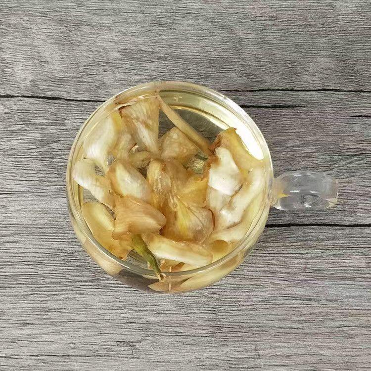 Dried Gardenia Flower (Gardenia jasminoides) — Yellow Zhi Zi Hua Herbal Tea, 500g in use