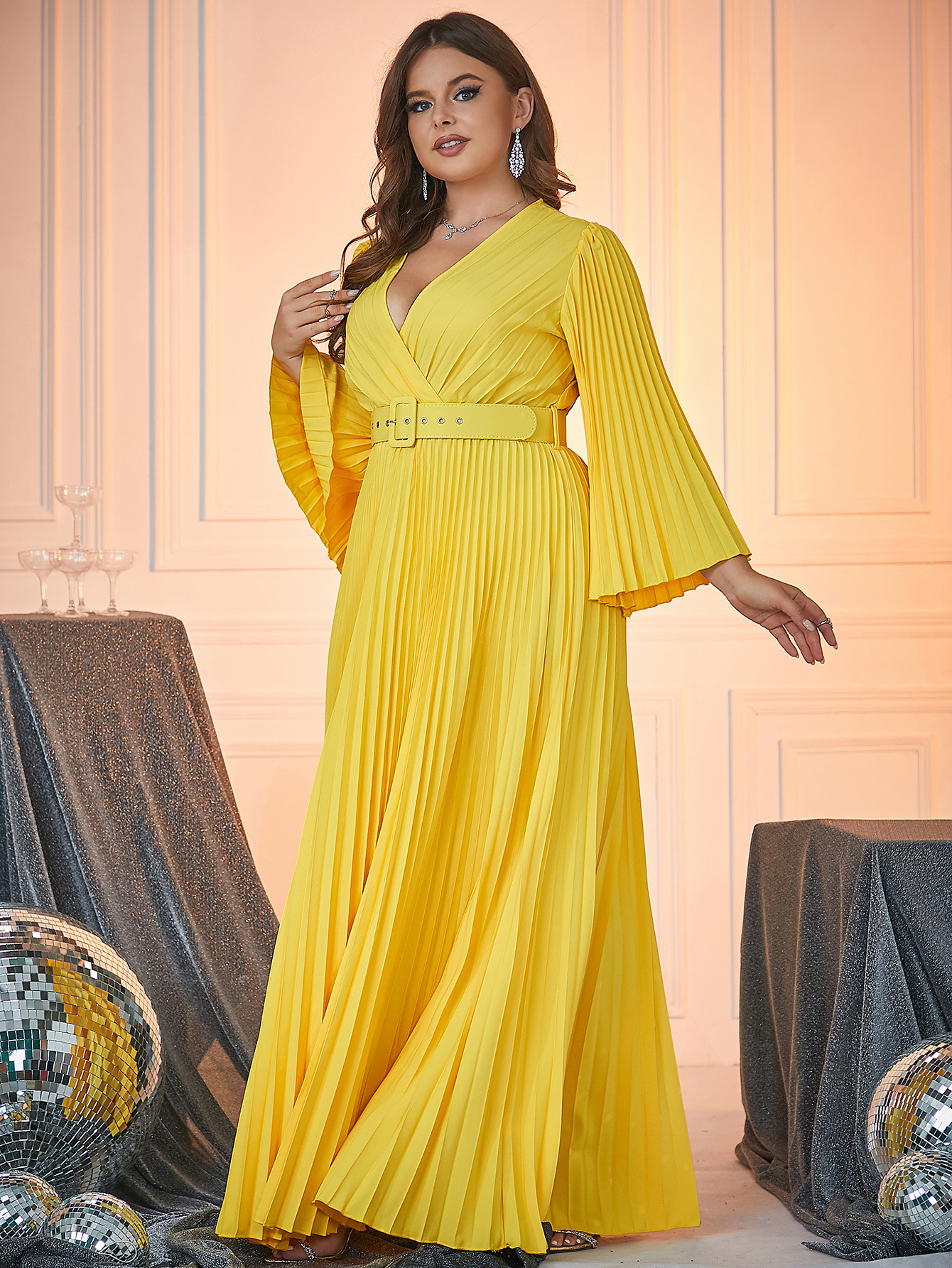 Ropa de talla grande para mujer, comercio transfronterizo europeo y americano, nuevo producto, vestido de manga larga con cuello en V y falda larga elástica, otoño e invierno image 4