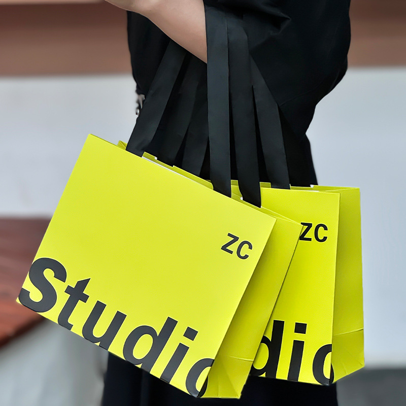 Printed Shopper Art Paper Tote Bag Carrying Kraft Paper Bag with Jewelry or Clothes Shopping Logo