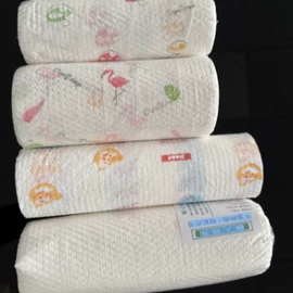 垃圾袋;抹布、百洁布;沐浴球浴擦