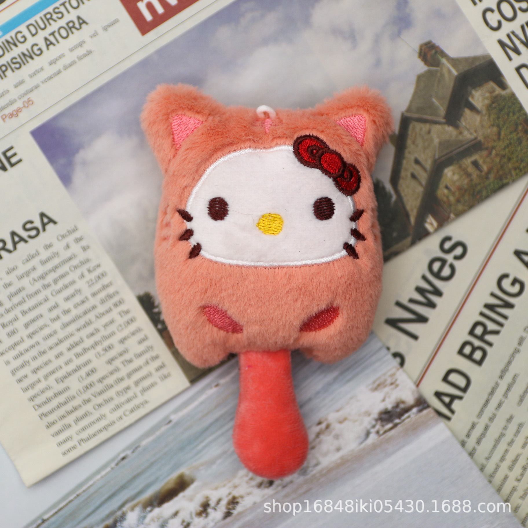 Lindo llavero de peluche de dibujos animados de Sanrio, con diseño de Kitty, Cinnamoroll y Kuromi, para colgar en el bolso. image 12