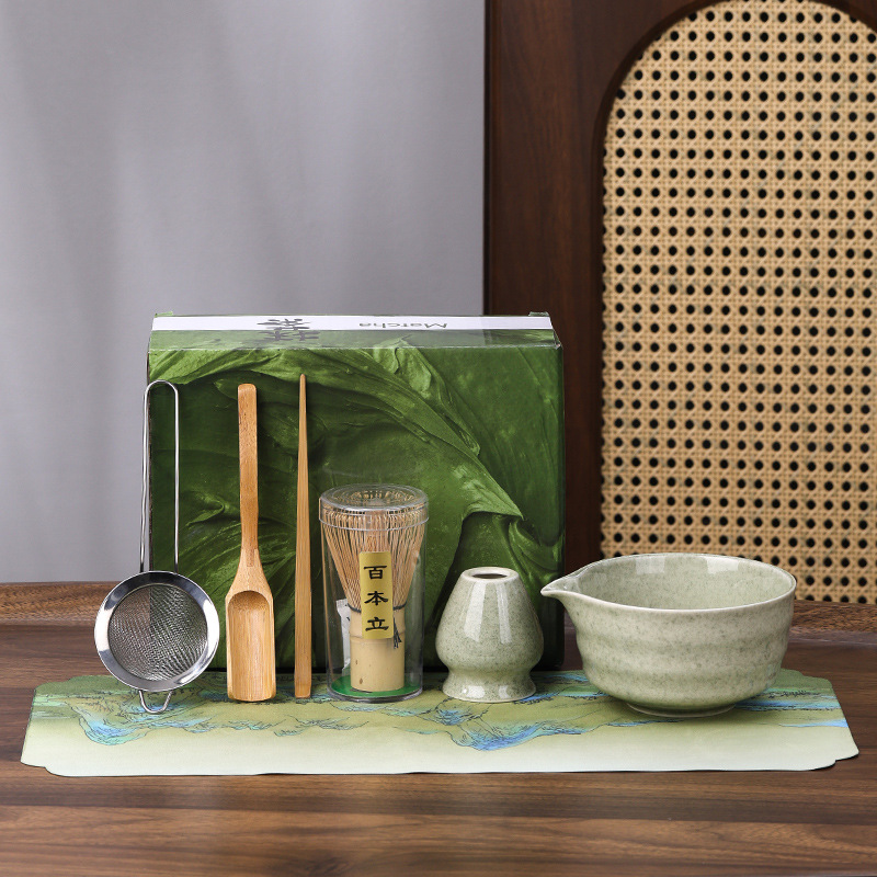 컬러박스에 담긴 도트 그린 7종 세트