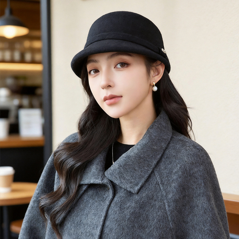 에응설 여성 울 혼방 짧은 챙 승마 모자 가을 겨울 프렌치 인스타 감성 헵번