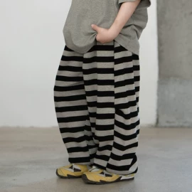 童T恤;童裤;儿童牛仔裤