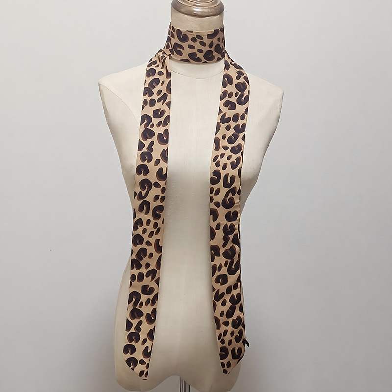 韓国版の細い細い長さの小さいスカーフの女性はバッグの取っ手を縛って春夏の秋のシフォンのプリントの小さいスカーフのマフラーを持ちます。|undefined