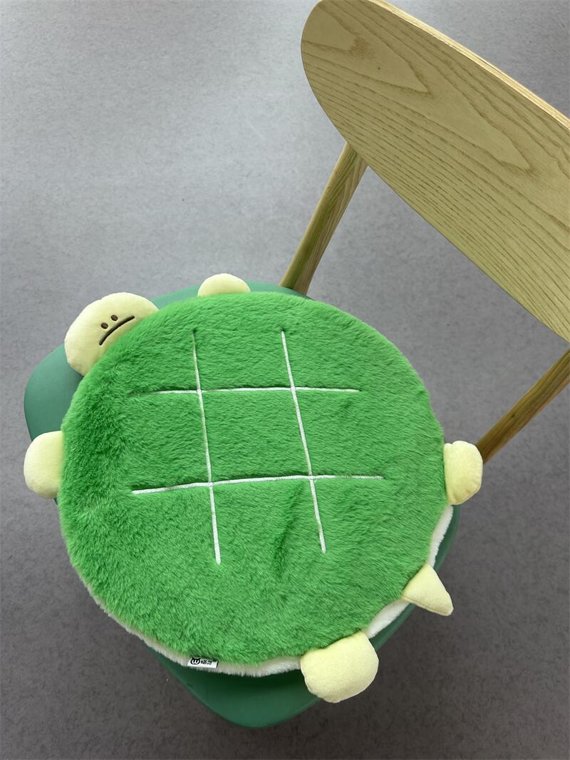 オリジナルのかわいい亀の変な表情シリーズのぬいぐるみの座布団の筆袋の小銭入れの首のイヤホンの包みのプレゼント