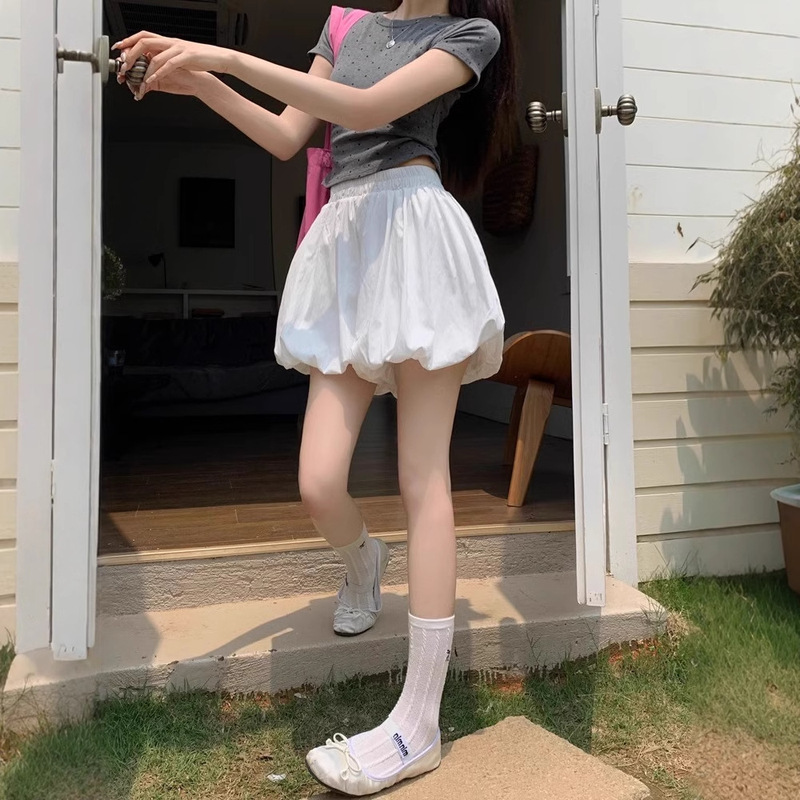 Fashion Design Sense Flower Bud Pleated Women's Clothing Summer High Waist Slimming Puffy Pleated White Shorts Black European and American