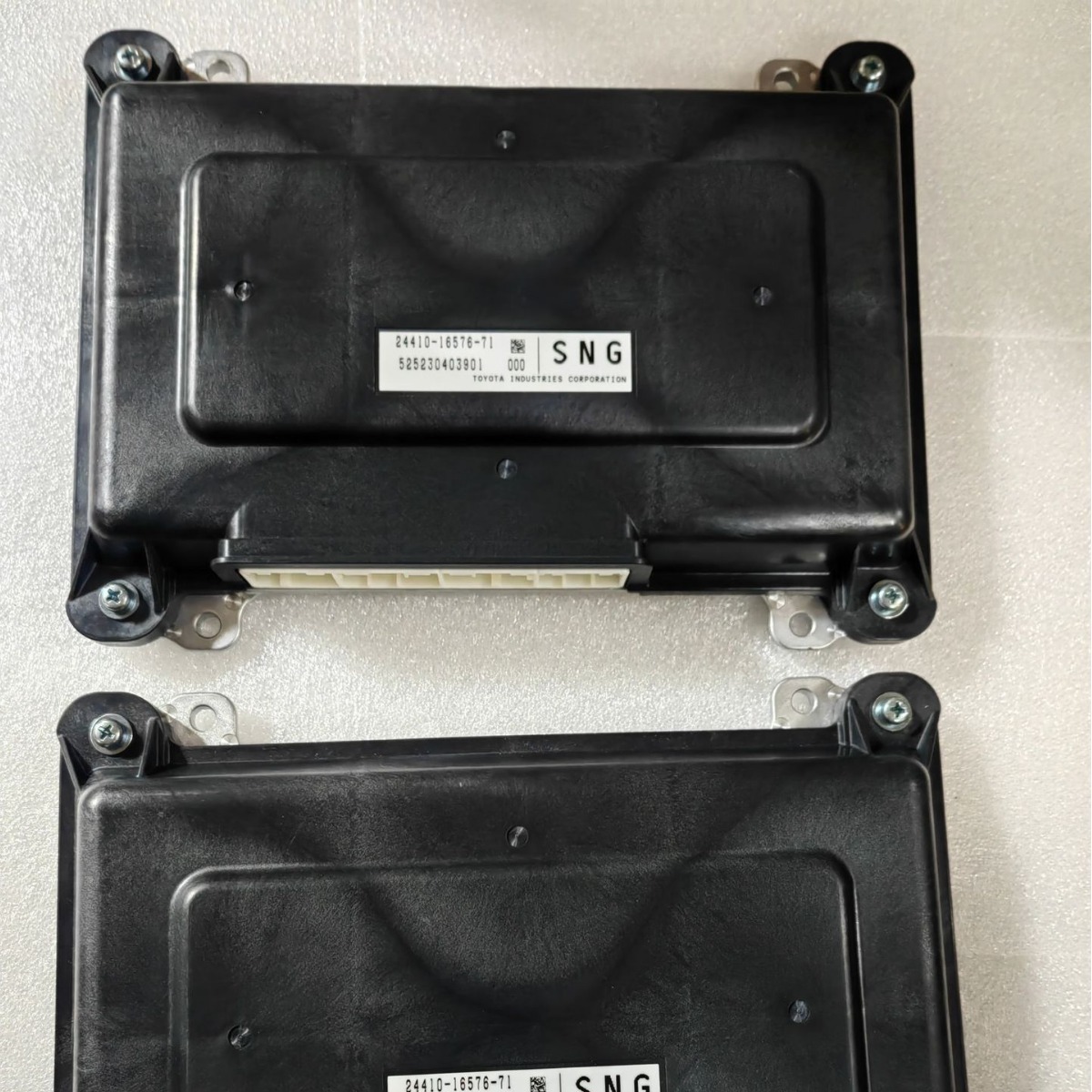 丰田叉车控制器 24410-16576-71 57170-23421-71 24420-26640-71