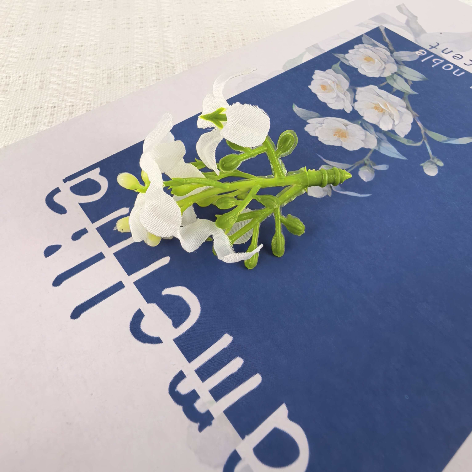 Osmanthus flor flor hortenida clavos flor cabeza de flor caja de regalo caja de flores diy material de cabeza de flor