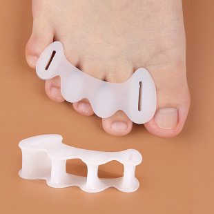 Big Foot thumb valgus toe overlapping five-Toe Toe toe separator separation toe little finger wearable shoe cover 3 holes