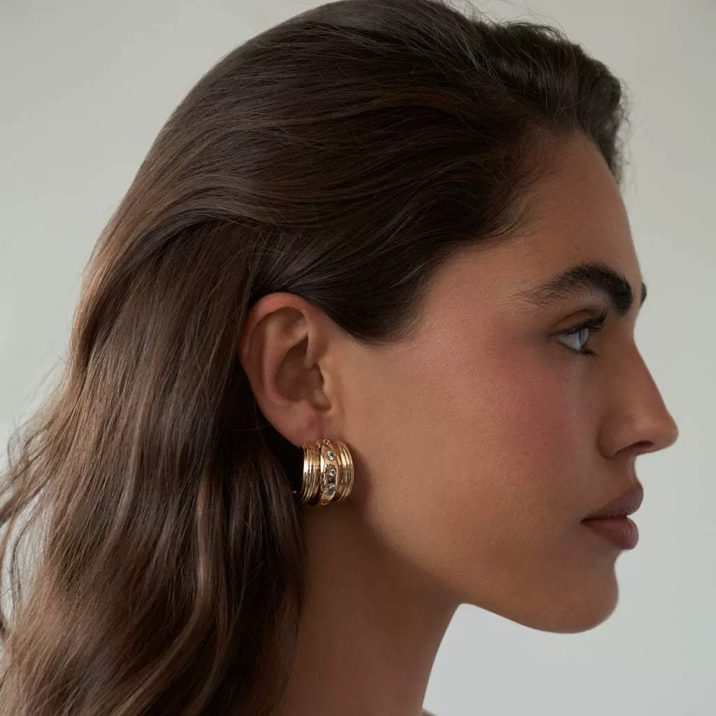 跨境时尚轻奢微镶锆石耳钉18K金夸张法式百搭耳扣环形设计耳饰