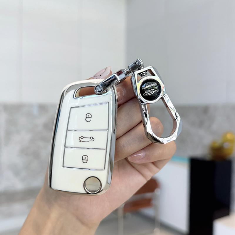 Suitable for 2017 Volkswagen Passat car key cover 18 protective case female buckle car interior decoration supplies Suitable for 2017 Volkswagen Passat car key cover 18 protective case female buckle car interior decoration supplies