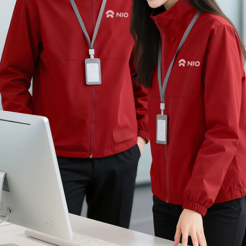 Custom-made purple softshell jackets for Tsinghua University, featuring logo printing, suitable for autumn and winter, and designed as workwear or outerwear for corporate group activities