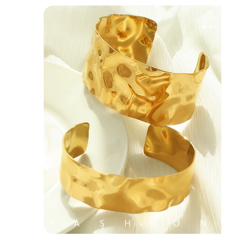 Holiday, Street Occasion 304 Stainless Steel, Titanium Steel Material PVD Coated Real Gold Plated Flower Titanium Steel Retro Exaggerated Waterproof Non Tarnish Bangle