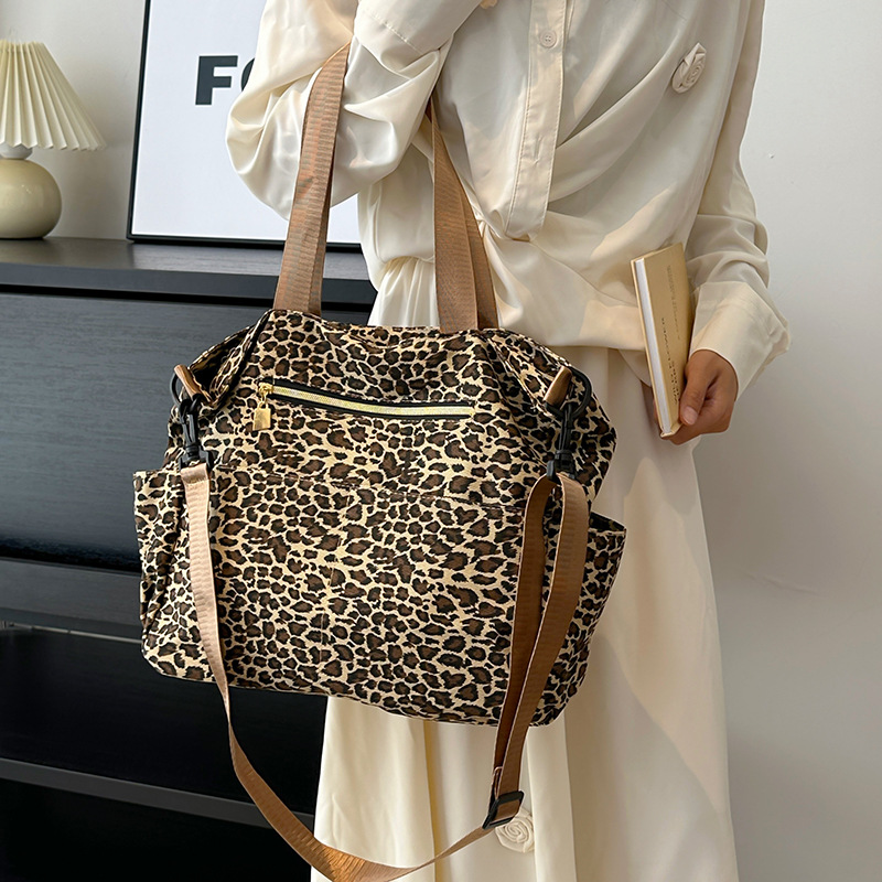 Mochila retro de leopardo estilo coreano insfeng, gran capacidad y versátil, perezosa