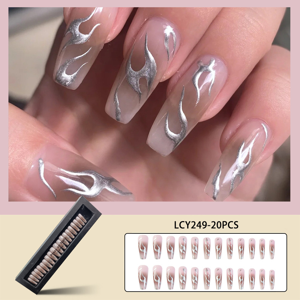 Estilo europeo y americano largo T falso parche de uñas llama de plata transfronteriza arte de uñas pieza de uñas al por mayor prensa en las uñas