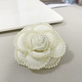 胸针;项链;领结/领花